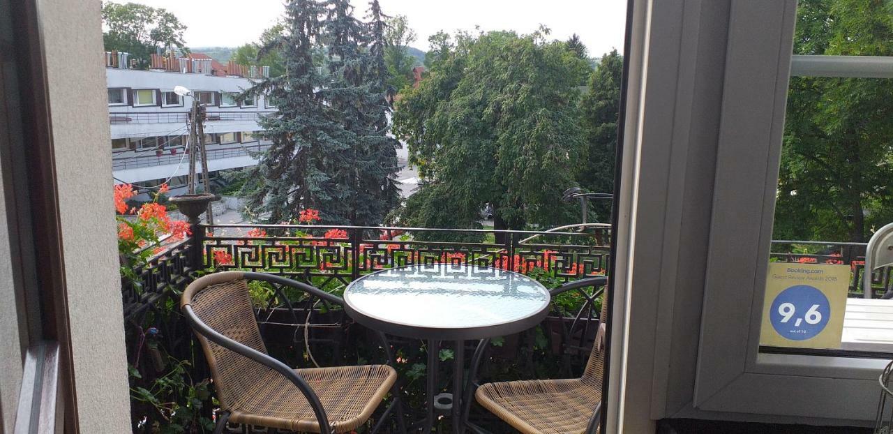 Apartamenty Przy Farze Kazimierz Dolny Bagian luar foto